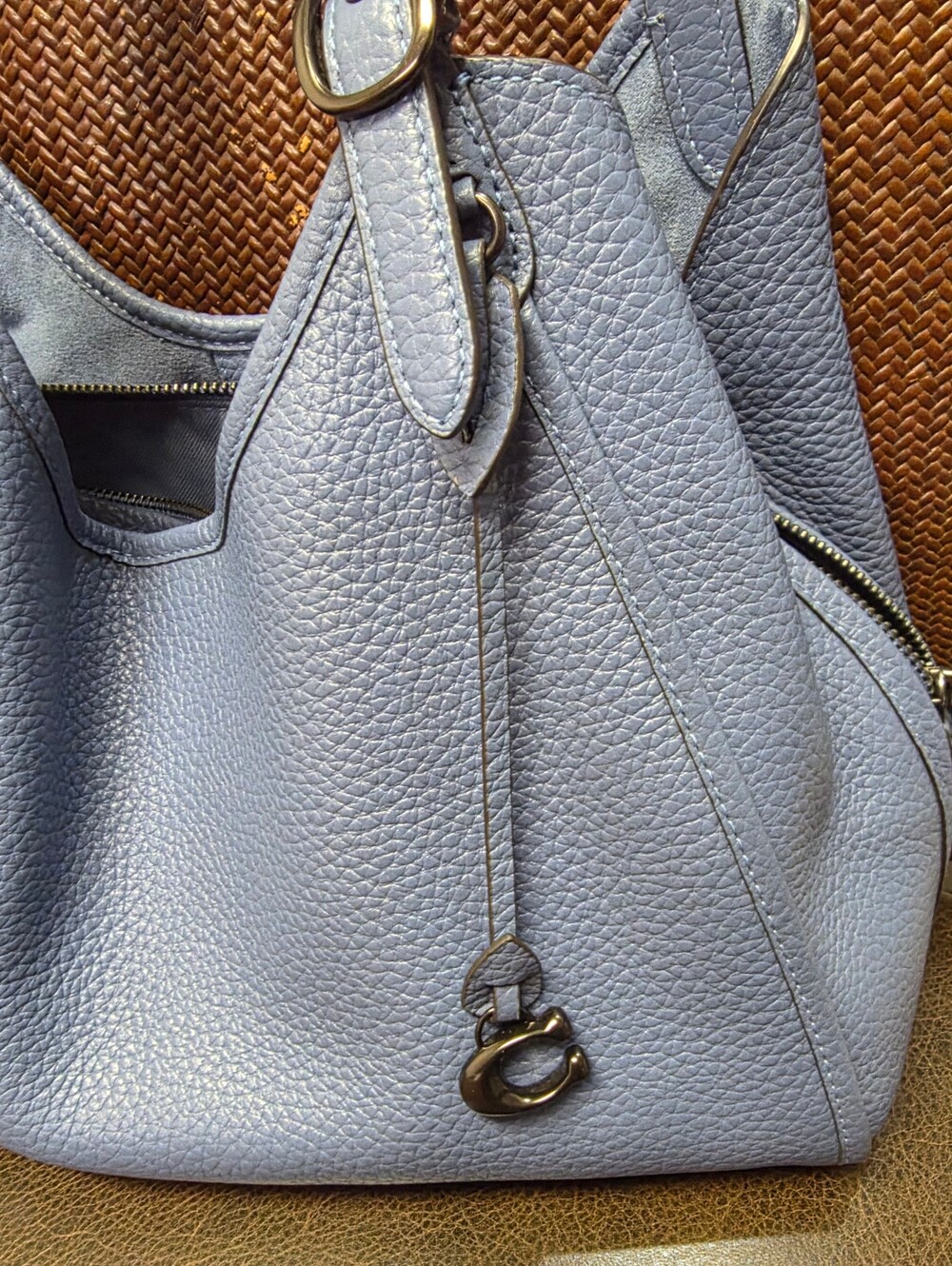 Coach Lori Pebbled Leather Shoulder Bag EUC - Picture 9 of 14